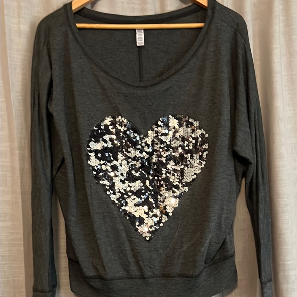 Sequin Heart Gray Top